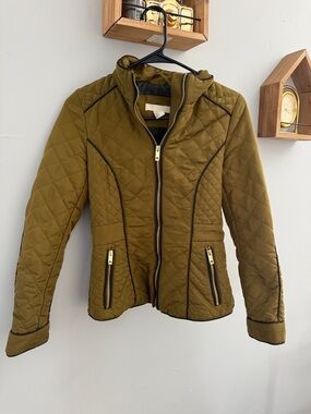 H&M Olive Quilted Hooded Puffer Jacket with Contrast Piping
